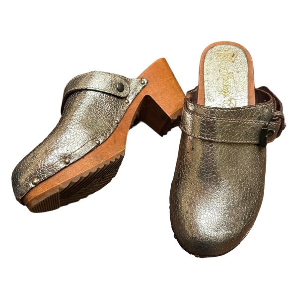 Vintage Cracked leather Silver Juicy Couture Metallic Clogs - Picture 14 of 15